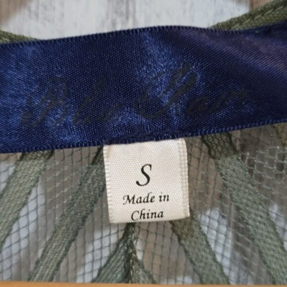 Women's Kimono Cardigan Size Small Olive Green Lace Relaxed Fit Whimsical Flowy - Picture 6 of 14